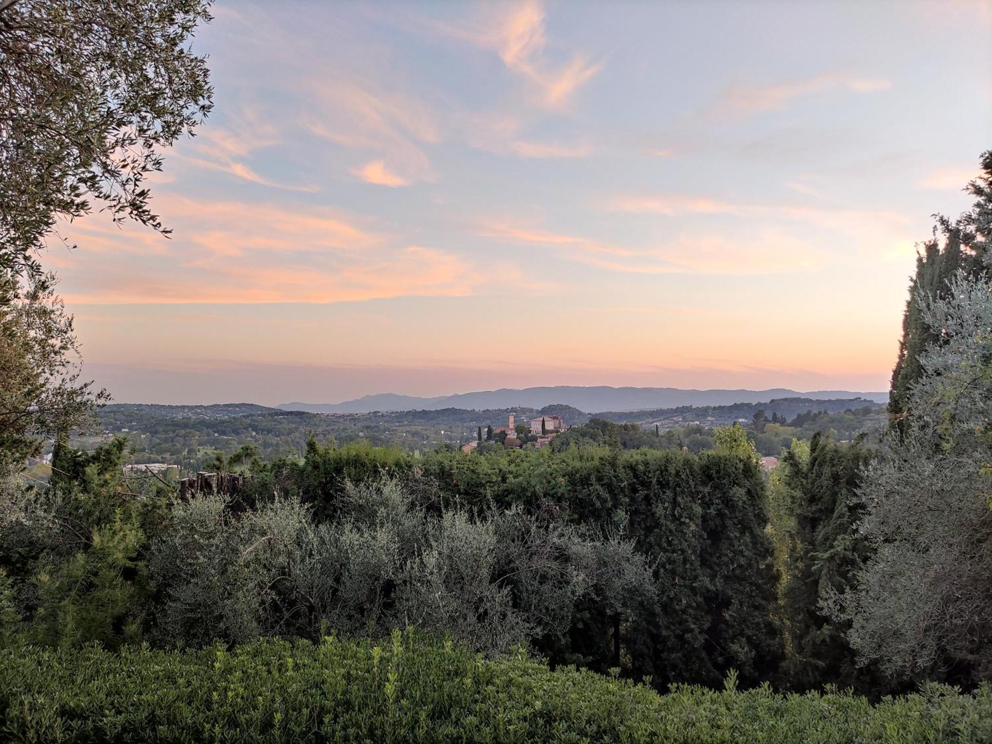Apartment Picasso In Large Park With Heated Pool Chateauneuf-Grasse Exterior photo